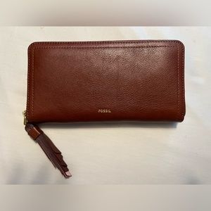 Women’s Fossil Wallet